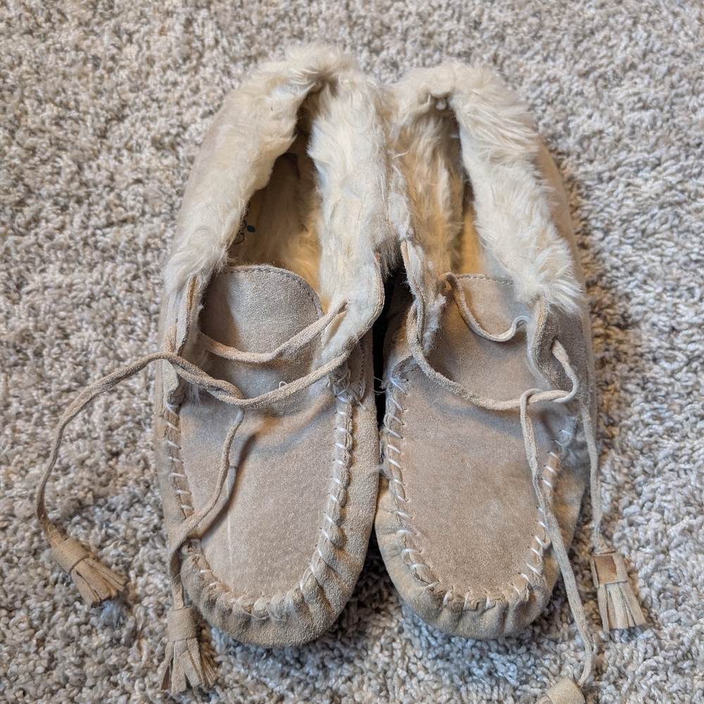 5/$20 Women's moccasins
